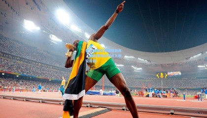 切尔西敲定衣袖赞助商，胸前赞助谈判进入收官阶段